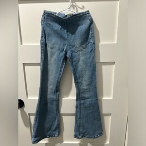 Girls Chelsea & violet bell bottom jeans size small